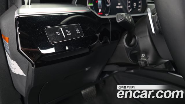 Audi e-tron 55 Quattro Sportback 2022 — фото 28