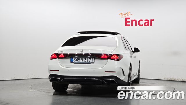 Mercedes-Benz E-Class (W214) E200 AMG Line 2026 — фото 4