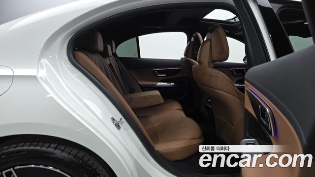 Mercedes-Benz E-Class (W214) E200 AMG Line 2026 — фото 12