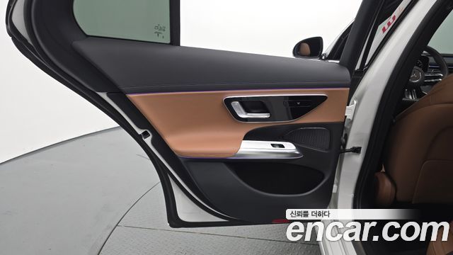 Mercedes-Benz E-Class (W214) E200 AMG Line 2026 — фото 25