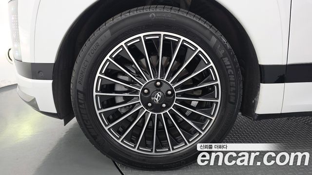 Hyundai Ioniq 9 Performance Type AWD 6-Seater Calligraphy 2025 — фото 5