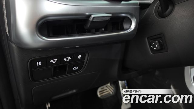 Hyundai Ioniq 9 Performance Type AWD 6-Seater Calligraphy 2025 — фото 18
