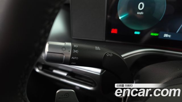 Hyundai Ioniq 9 Performance Type AWD 6-Seater Calligraphy 2025 — фото 20