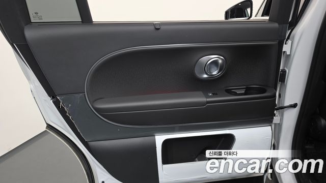 Hyundai Ioniq 9 Performance Type AWD 6-Seater Calligraphy 2025 — фото 25