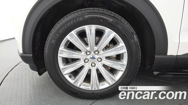 Ford Explorer (VI) 2.3 LimIted 4WD 2020 — фото 5