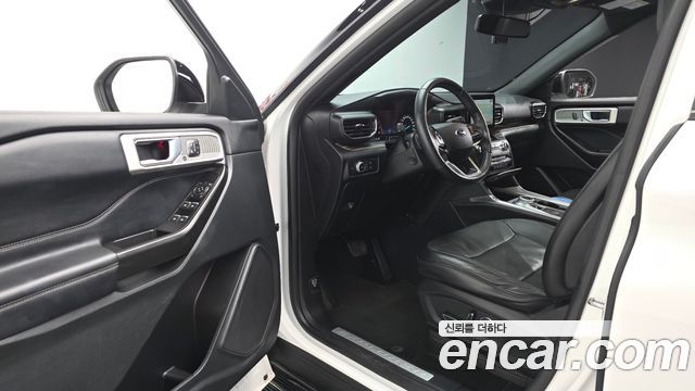Ford Explorer (VI) 2.3 LimIted 4WD 2020 — фото 10