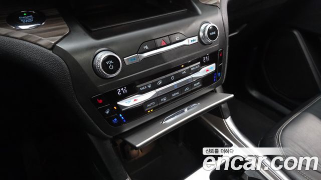 Ford Explorer (VI) 2.3 LimIted 4WD 2020 — фото 17