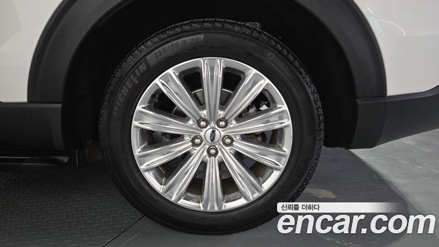 Ford Explorer (VI) 2.3 LimIted 4WD 2020 — фото 21
