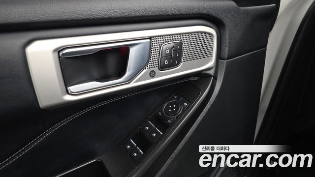 Ford Explorer (VI) 2.3 LimIted 4WD 2020 — фото 30