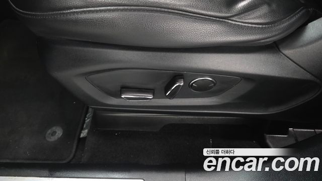 Ford Explorer (VI) 2.3 LimIted 4WD 2020 — фото 33