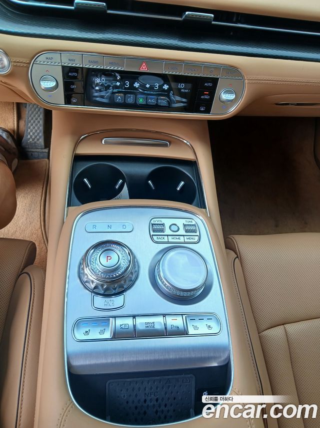 Genesis G90 (RS4) Gasoline 3.5 Turbo AWD 2023 — фото 9