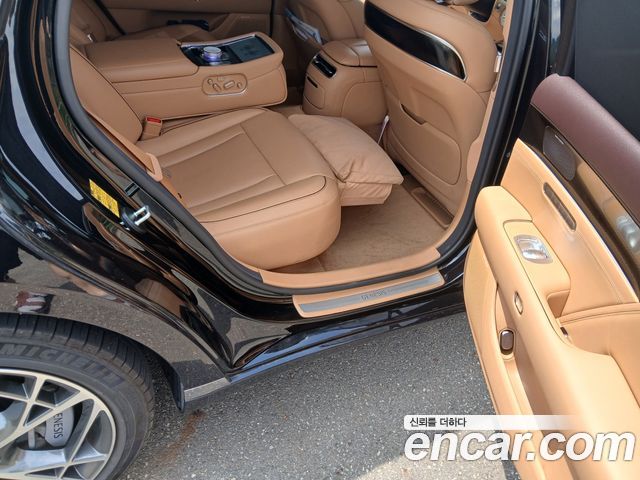 Genesis G90 (RS4) Gasoline 3.5 Turbo AWD 2023 — фото 15