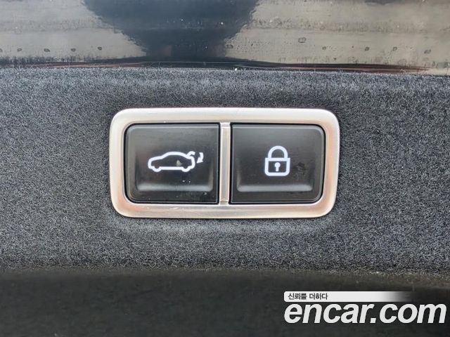 Hyundai Grandeur (GN7) 2,5 Gasoline 2WD Calligraphy 2024 — фото 22