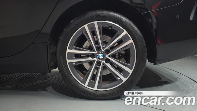 BMW 2 Series Gran Coupe (F44) 220i Advantage 2021 — фото 21
