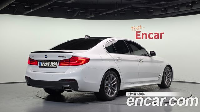 BMW 5 Series (G30) 520d xDrive M Sport Package Plus 2018 — фото 2