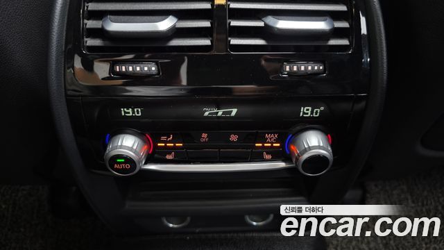 BMW 5 Series (G30) 520d xDrive M Sport Package Plus 2018 — фото 18
