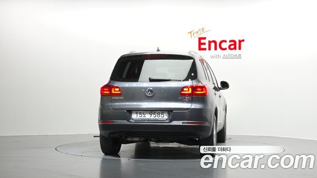 Volkswagen Tiguan 2.0 TDI Comfort 5N 2016 — фото 4