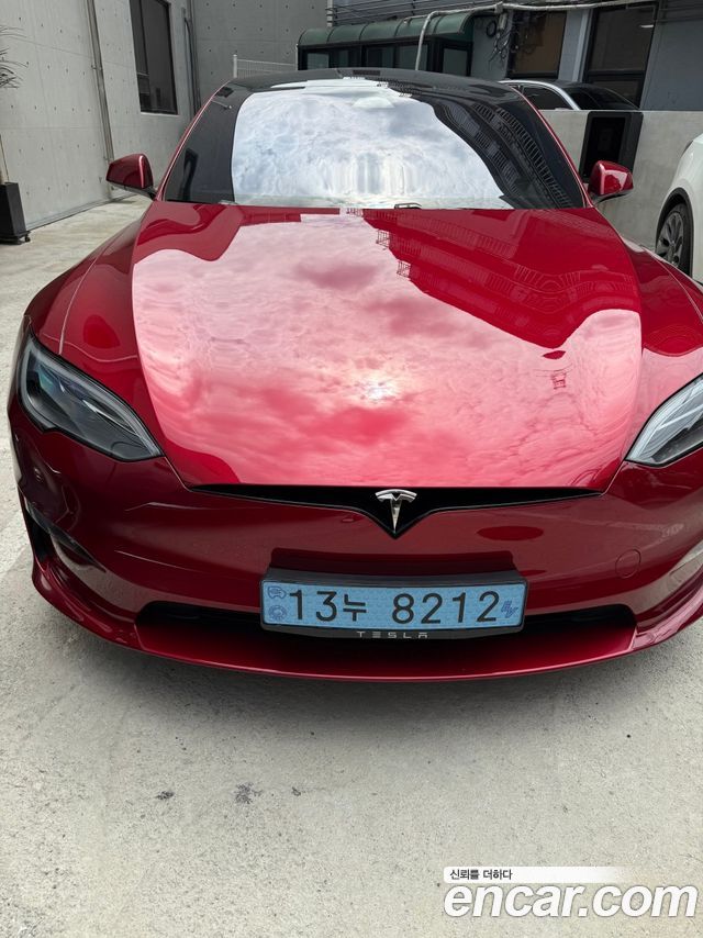 Tesla Model S Plaid