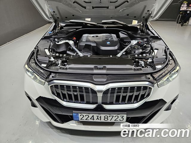 BMW 5 Series (G60) 530i xDrive M Sport 2026 — фото 6