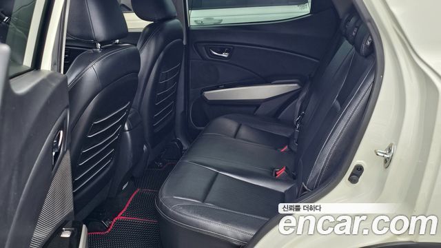 KG Mobility (SsangYong) Tivoli Diesel LX 2WD 2016 — фото 9