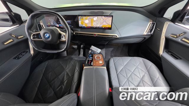 BMW iX xDrive50 Sports Plus 2023 — фото 7