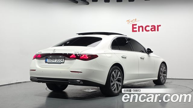 Mercedes-Benz E-Class (W214) E220d 4MATIC Exclusive 2025 — фото 2