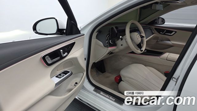 Mercedes-Benz E-Class (W214) E220d 4MATIC Exclusive 2025 — фото 10