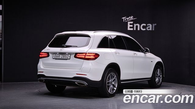Mercedes-Benz GLC-Class (X253) GLC350e 4MATIC AMG Line 2019 — фото 2
