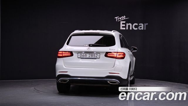 Mercedes-Benz GLC-Class (X253) GLC350e 4MATIC AMG Line 2019 — фото 4
