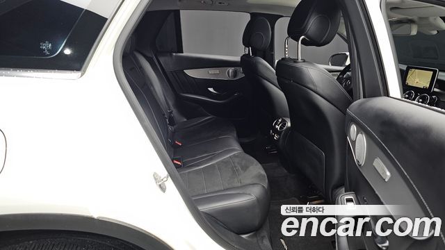 Mercedes-Benz GLC-Class (X253) GLC350e 4MATIC AMG Line 2019 — фото 15