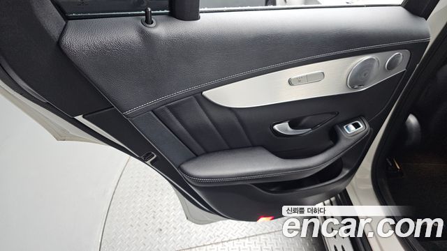 Mercedes-Benz GLC-Class (X253) GLC350e 4MATIC AMG Line 2019 — фото 31