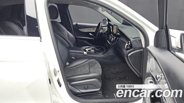 Mercedes-Benz GLC-Class (X253) GLC350e 4MATIC AMG Line 2019 — фото 32