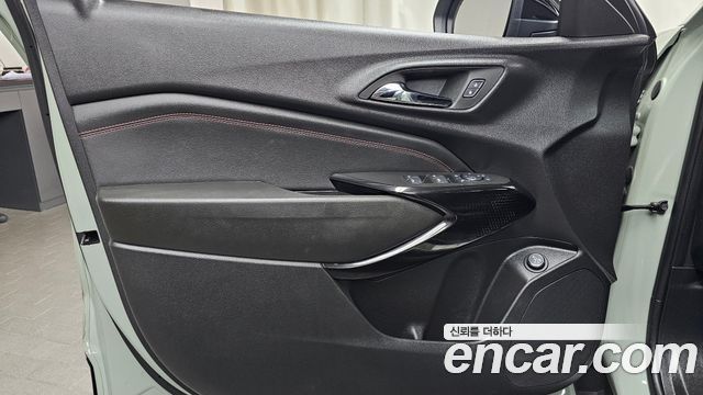 Chevrolet Trax Crossover 1.2 RS 2024 — фото 24