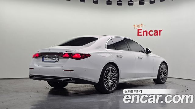 Mercedes-Benz E-Class (W214) E450 4MATIC Exclusive 2024 — фото 2
