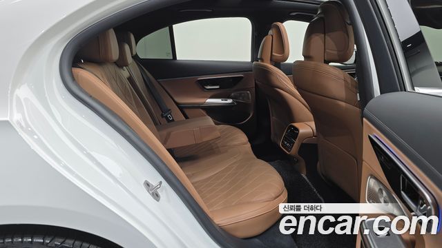 Mercedes-Benz E-Class (W214) E450 4MATIC Exclusive 2024 — фото 12