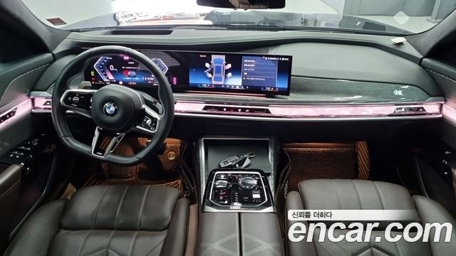BMW 7 Series (G70) 740i sDrive M Sport 2023 — фото 5