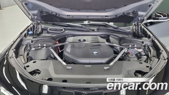 BMW 7 Series (G70) 740i sDrive M Sport 2023 — фото 6