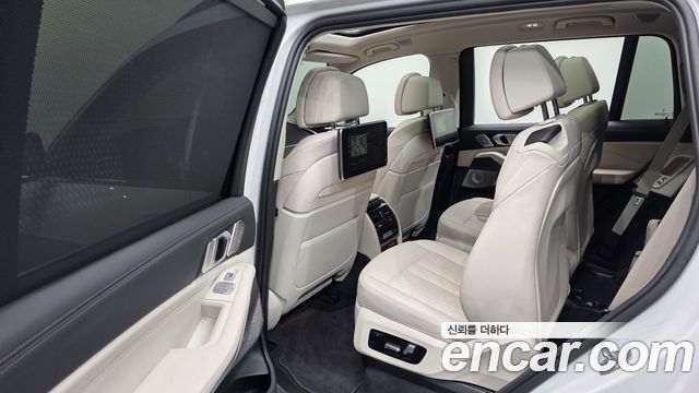 BMW X7 (G07) xDrive 40d Design Pure Excellence 6-Seater 2022 — фото 12