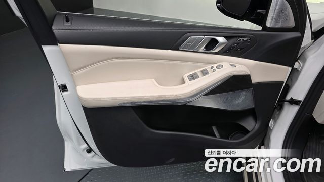 BMW X7 (G07) xDrive 40d Design Pure Excellence 6-Seater 2022 — фото 24