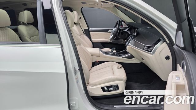 BMW X7 (G07) xDrive 40d Design Pure Excellence 6-Seater 2022 — фото 26