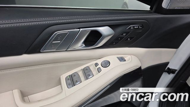 BMW X7 (G07) xDrive 40d Design Pure Excellence 6-Seater 2022 — фото 27
