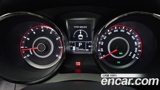 KG Mobility (SsangYong) Tivoli LX 2WD DLX 2016 — фото 8