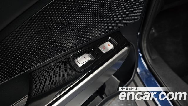 KG Mobility (SsangYong) Tivoli LX 2WD DLX 2016 — фото 19