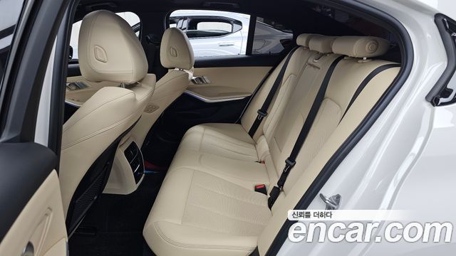 BMW 3 Series (G20) 330e M Sport 2023 — фото 26