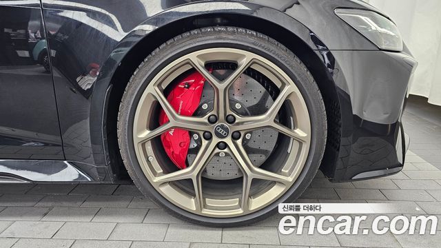 Audi RS6 (C8) 4.0 TFSI Quattro Avant Performance 2025 — фото 27