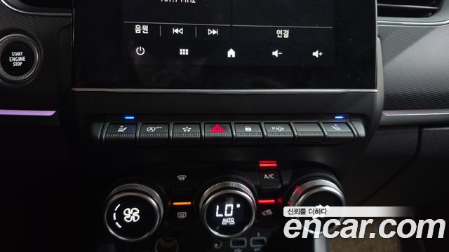 Renault Korea XM3 1.3 TCe RE Signature 2020 — фото 32