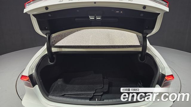 Hyundai Grandeur (IG) 3.0 LPi Rent Car Premium 2020 — фото 20