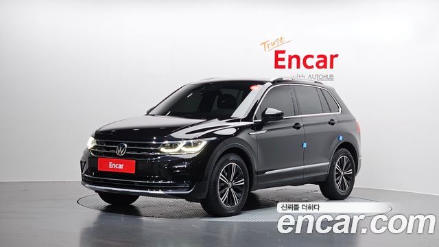 Volkswagen Tiguan (II) 2.0 TDI Premium 2022 — фото 1