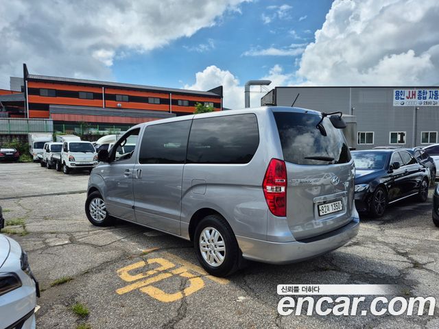 Hyundai Grand Starex Van 3-Seater Smart 2021 — фото 6