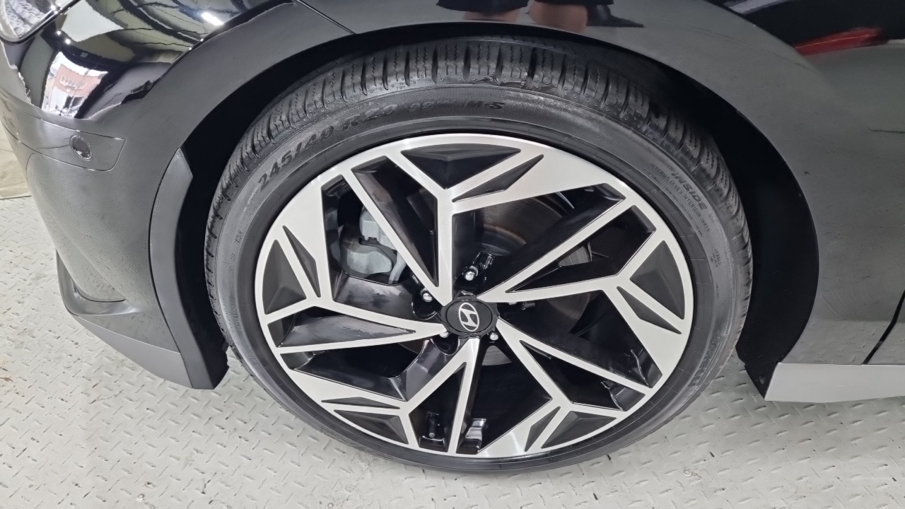 Hyundai Ioniq 6 Long Range AWD Prestige 2023 — фото 5